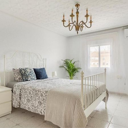 Holiday&Vacations Apartment On The Beach Valência Exterior foto