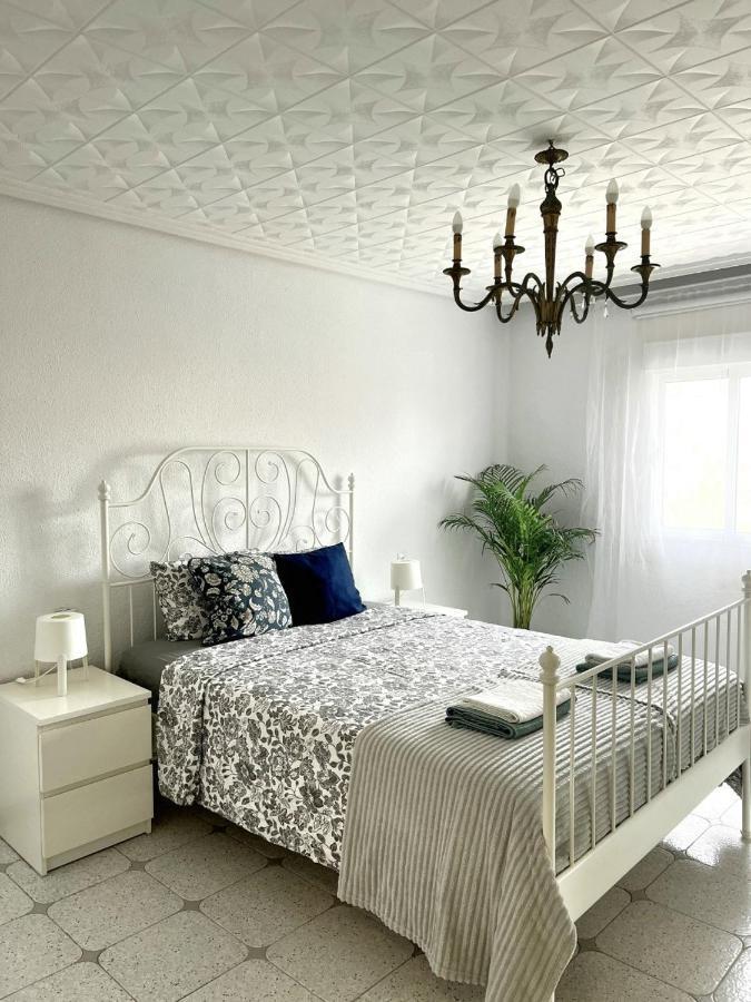 Holiday&Vacations Apartment On The Beach Valência Exterior foto